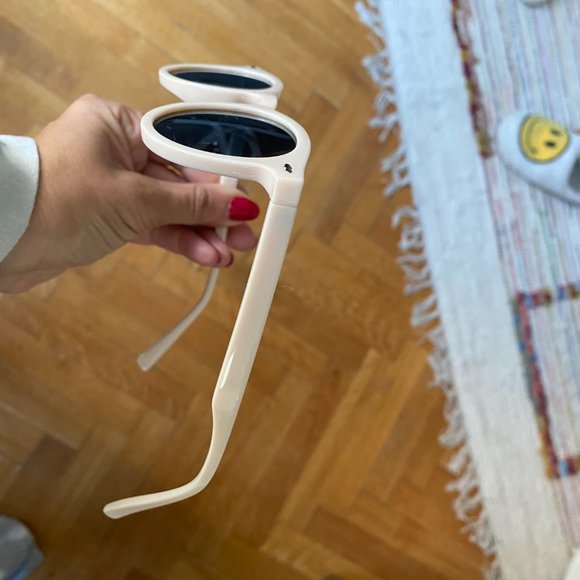 Cabo Round Sunglasses - Picture 5 of 7